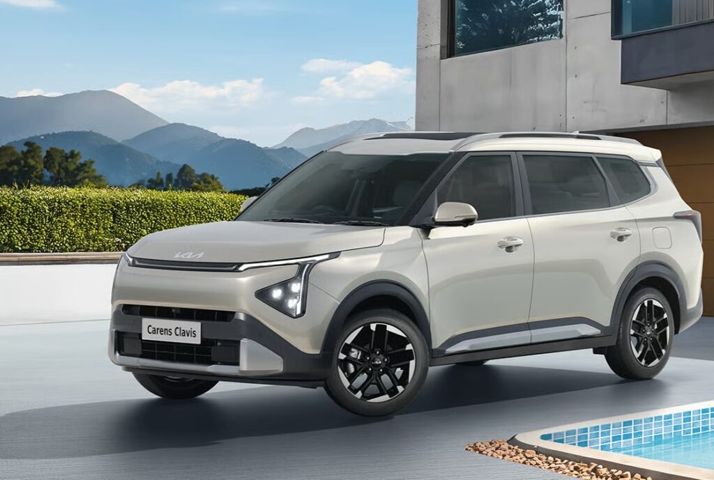 Kia Carens Clavis