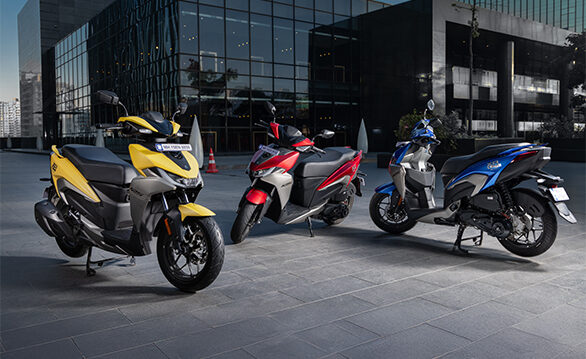 Hero Xoom 125cc Scooter Variant And Colour