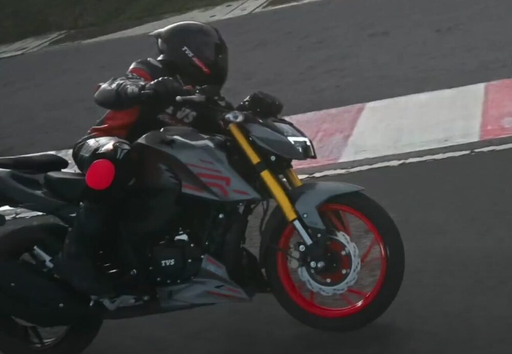 TVS Apache RTX 300 Performance Engine