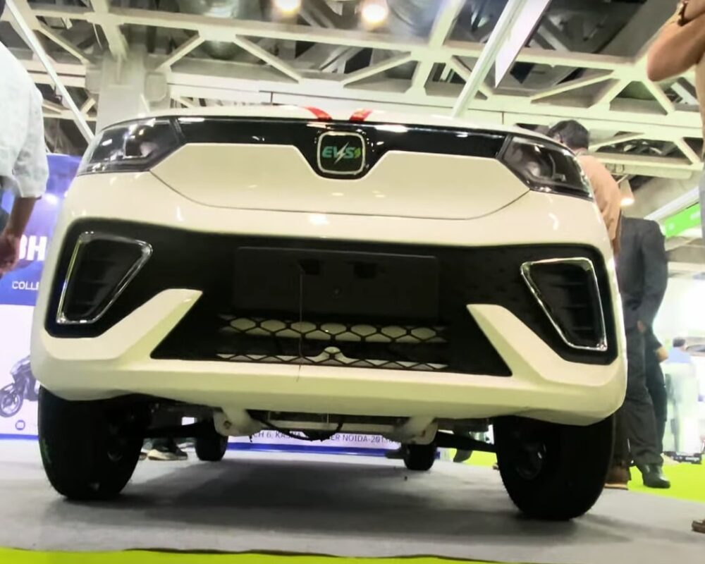 Sundak Nero EV Car