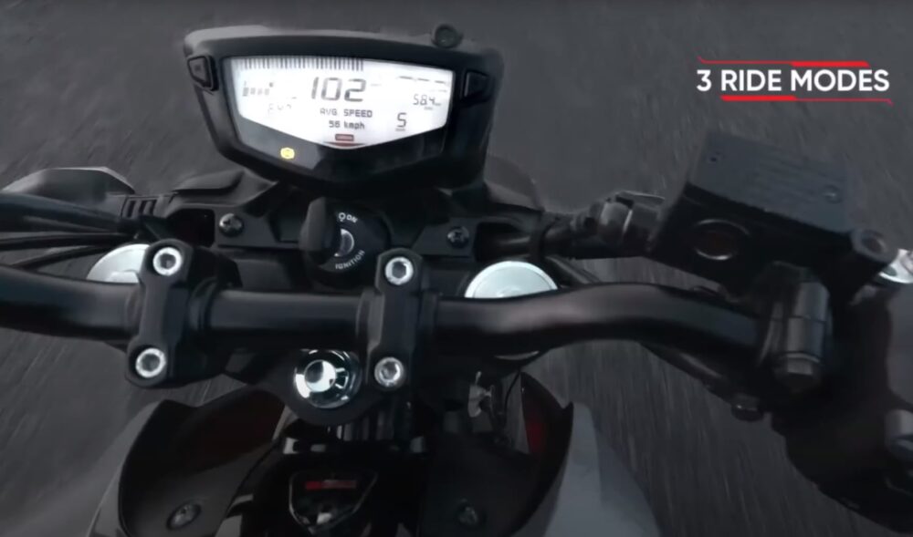 TVS Apache RTX 300 Features